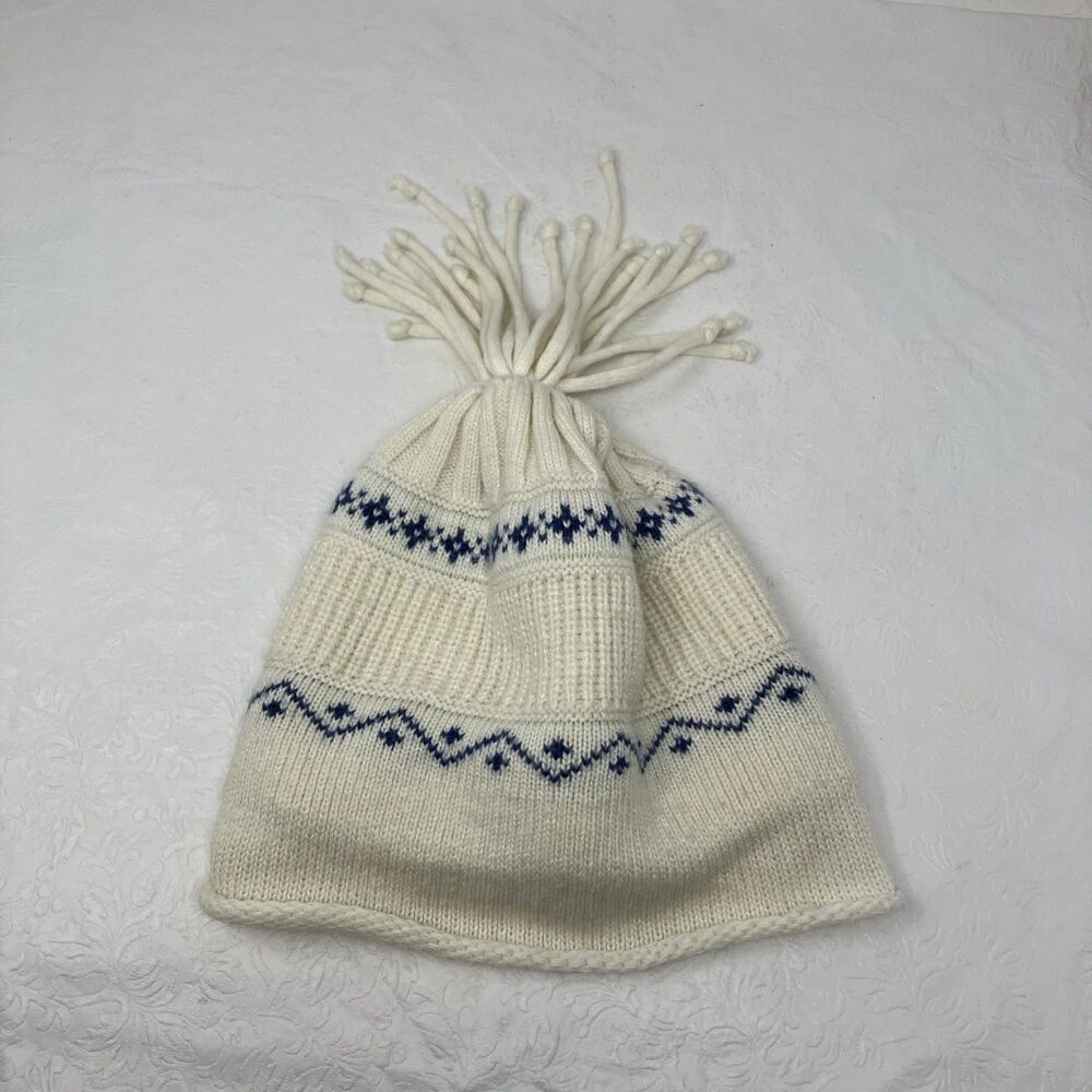 Hand Knit Fair Isle Beanie Hat Tassel White Blue Unisex Nordic-style Winter Ski